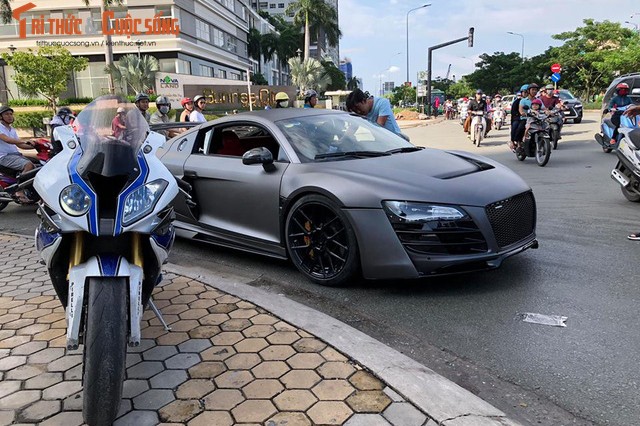 Sieu xe Audi R8 do bodykit hon 600 trieu tai Sai Gon-Hinh-7